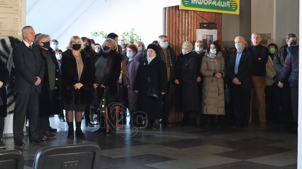 похороны ректора ДГТУ в Каменском - преподаватели