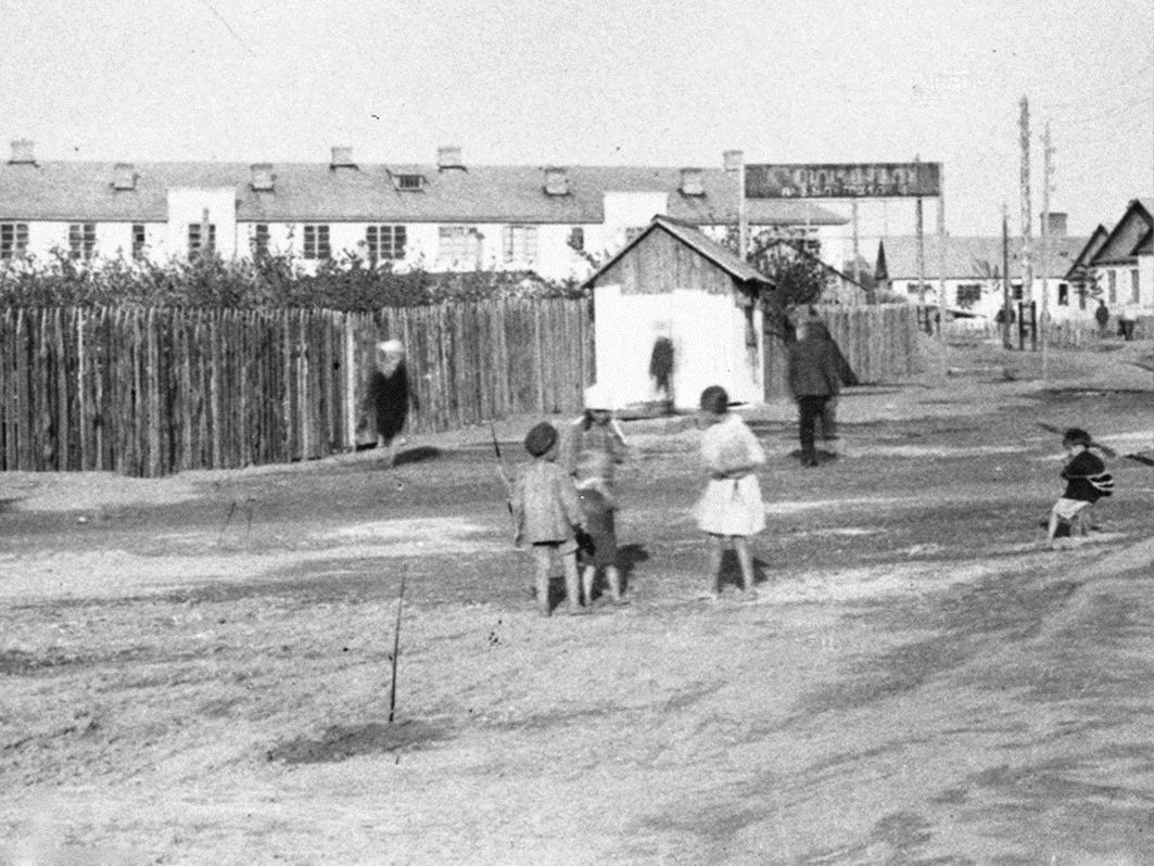 Тайна старого завода и Каменское в 1935 году на снимке удивительной судьбы