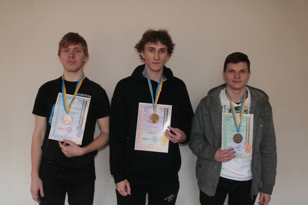 У Кам’янському відбувся чемпіонат області з міжнародних шашок серед молоді та юнаків