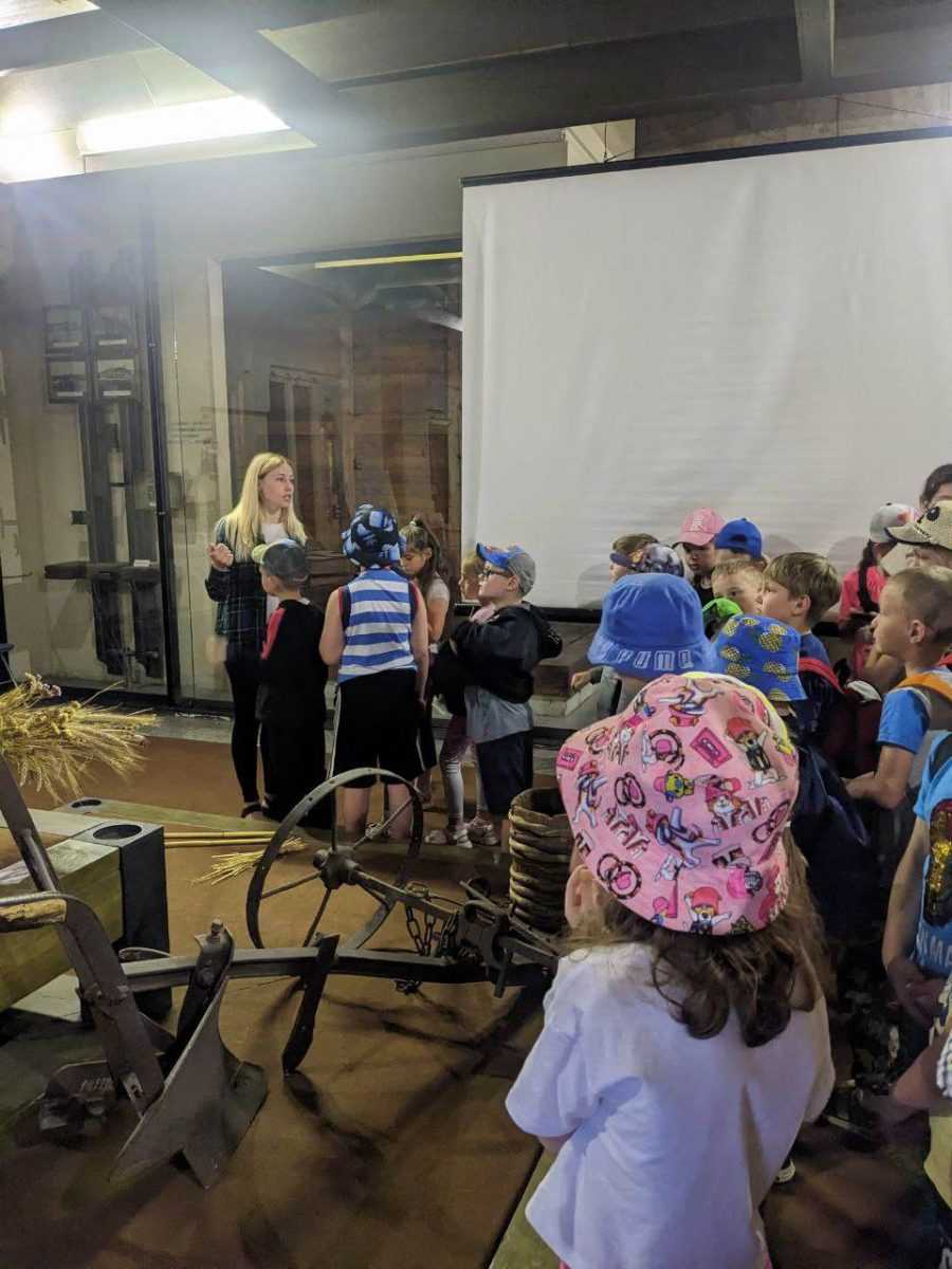 Каникулы в музее Каменского: дети посетили интерактивную экскурсию
