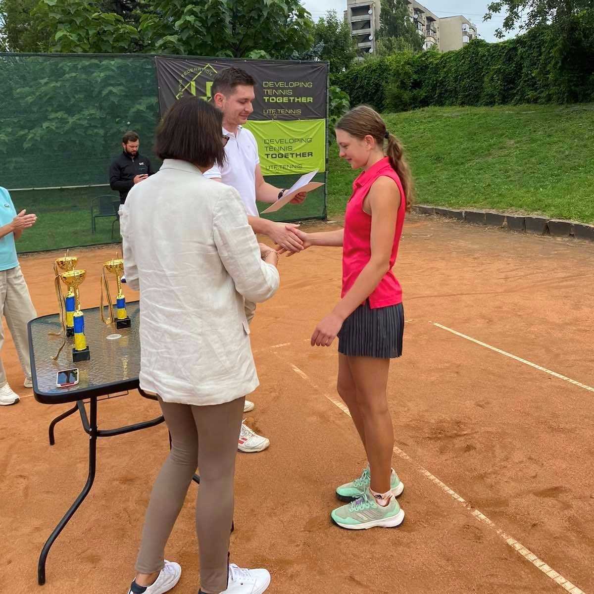 Каменчанка стала победительницей чемпионата Украины по теннису