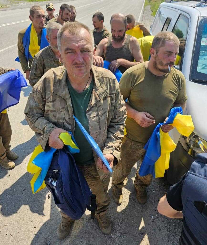 Домой вернулись еще 22 украинских защитника