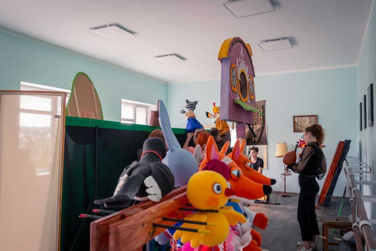 Каменской театр готовит кукольный спектакль по пьесе украинского классика