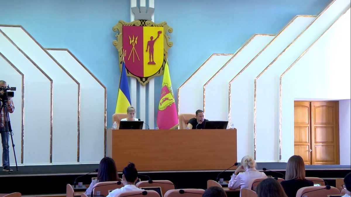 У Кам’янському відбулося засідання 37-ї сесії міської ради