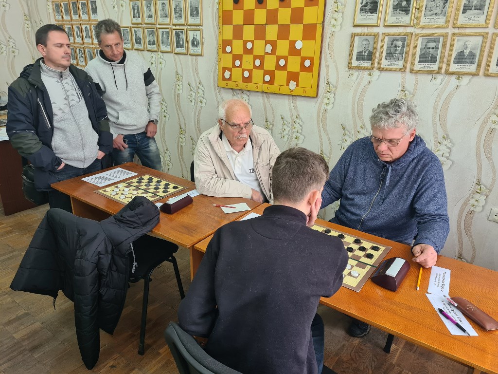 Первые итоги чемпионата Украины по шашкам подвели в Каменском