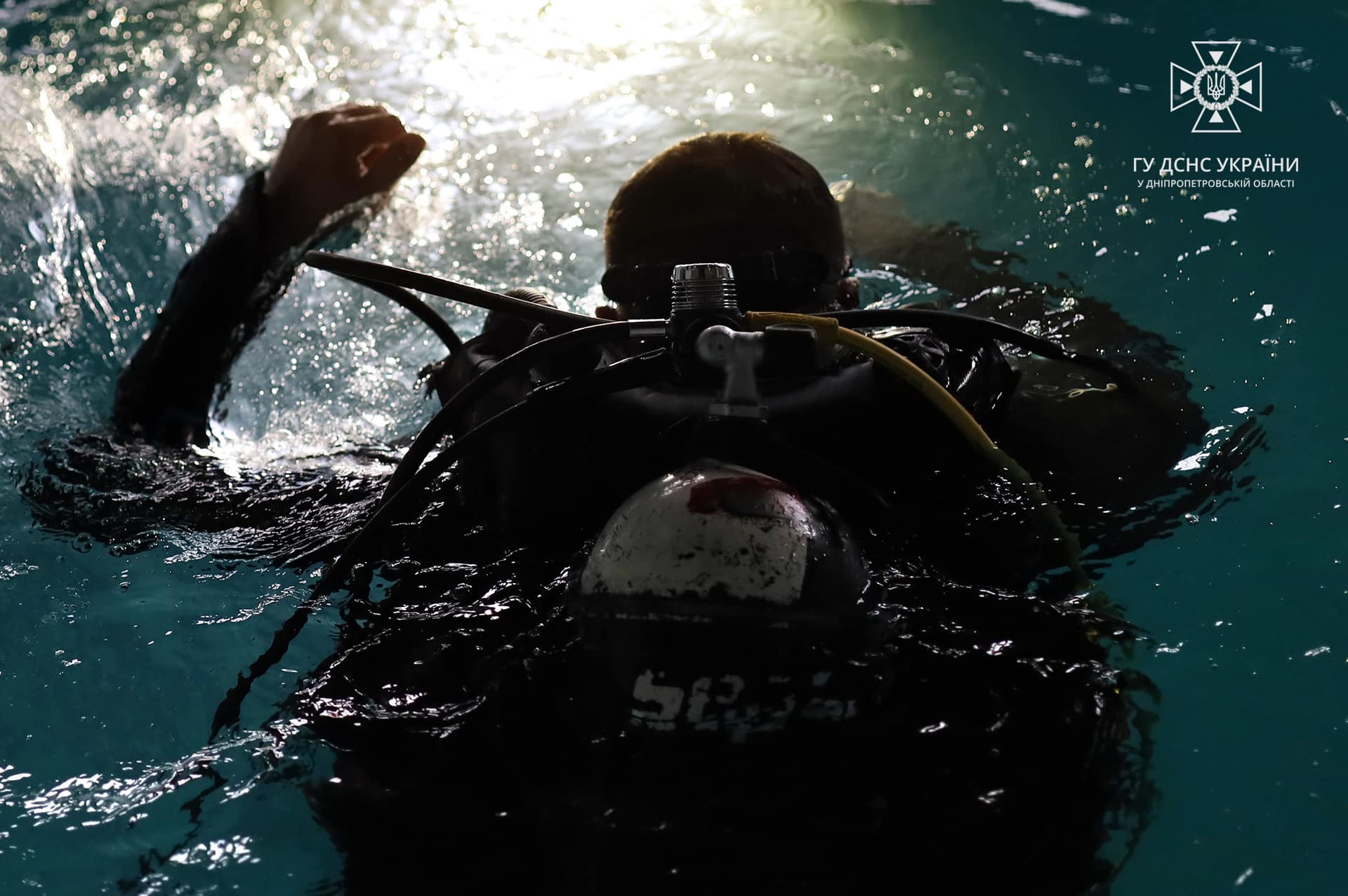 Спасатели Днепропетровщины осваивают подводные дроны