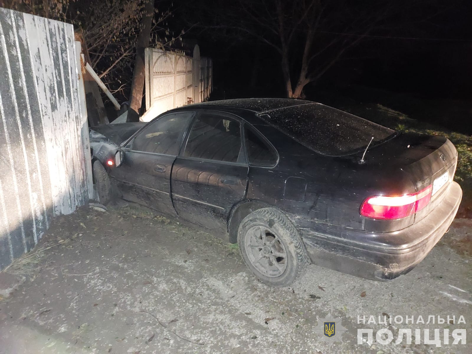 На Днепропетровщине мужчина угнал автомобиль и попал в ДТП