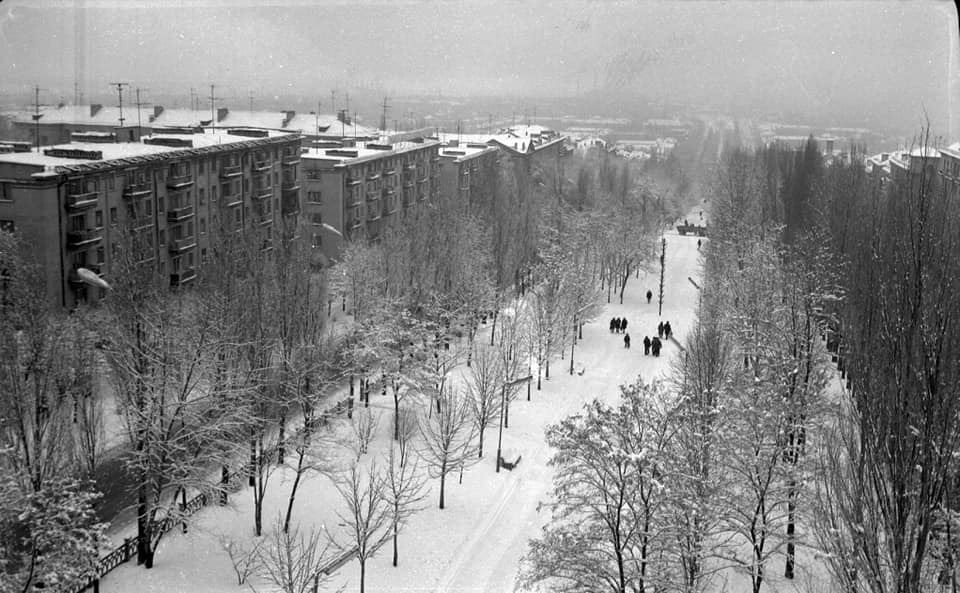 Засніжене Кам’янське: зима 1975/76 років на архівних знімках
