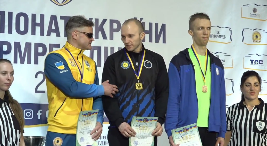 Каменчанин стал чемпионом Украины по параармрестлингу