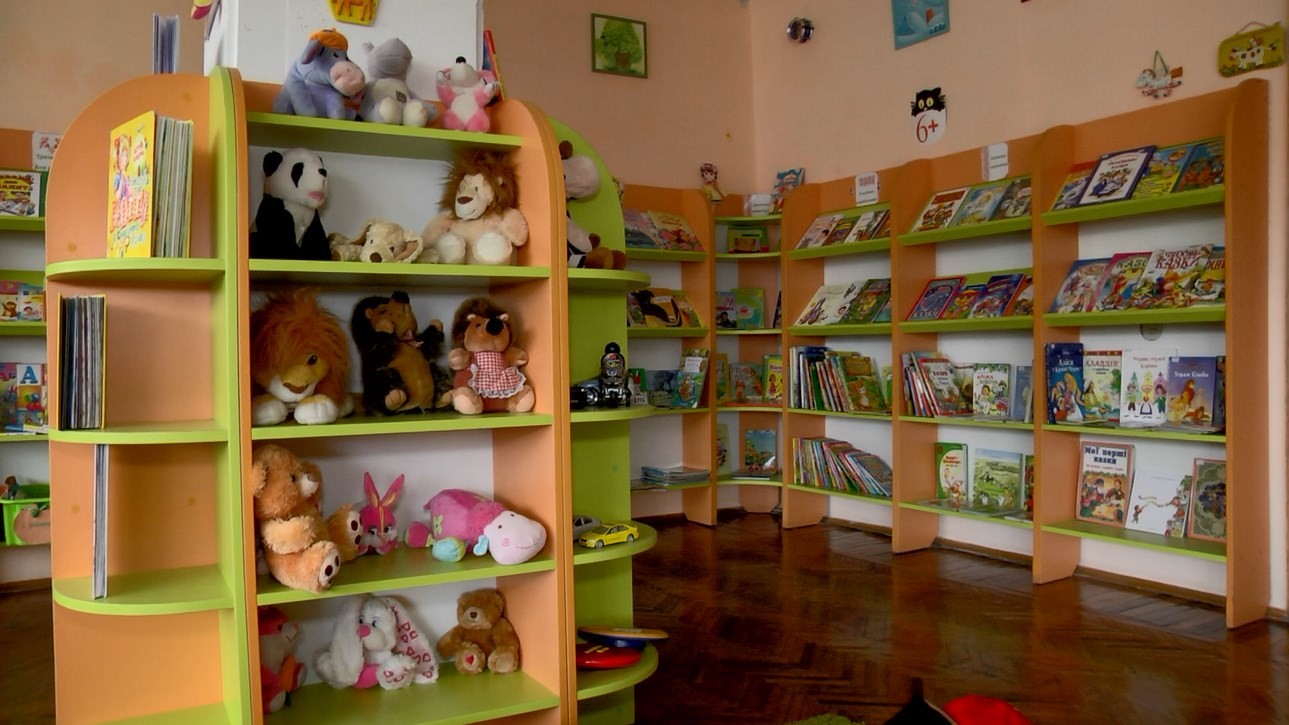 Міжнародний день дитячої книги: як маленьких кам’янчан вчать любити книги / Фото: МІС ТБ