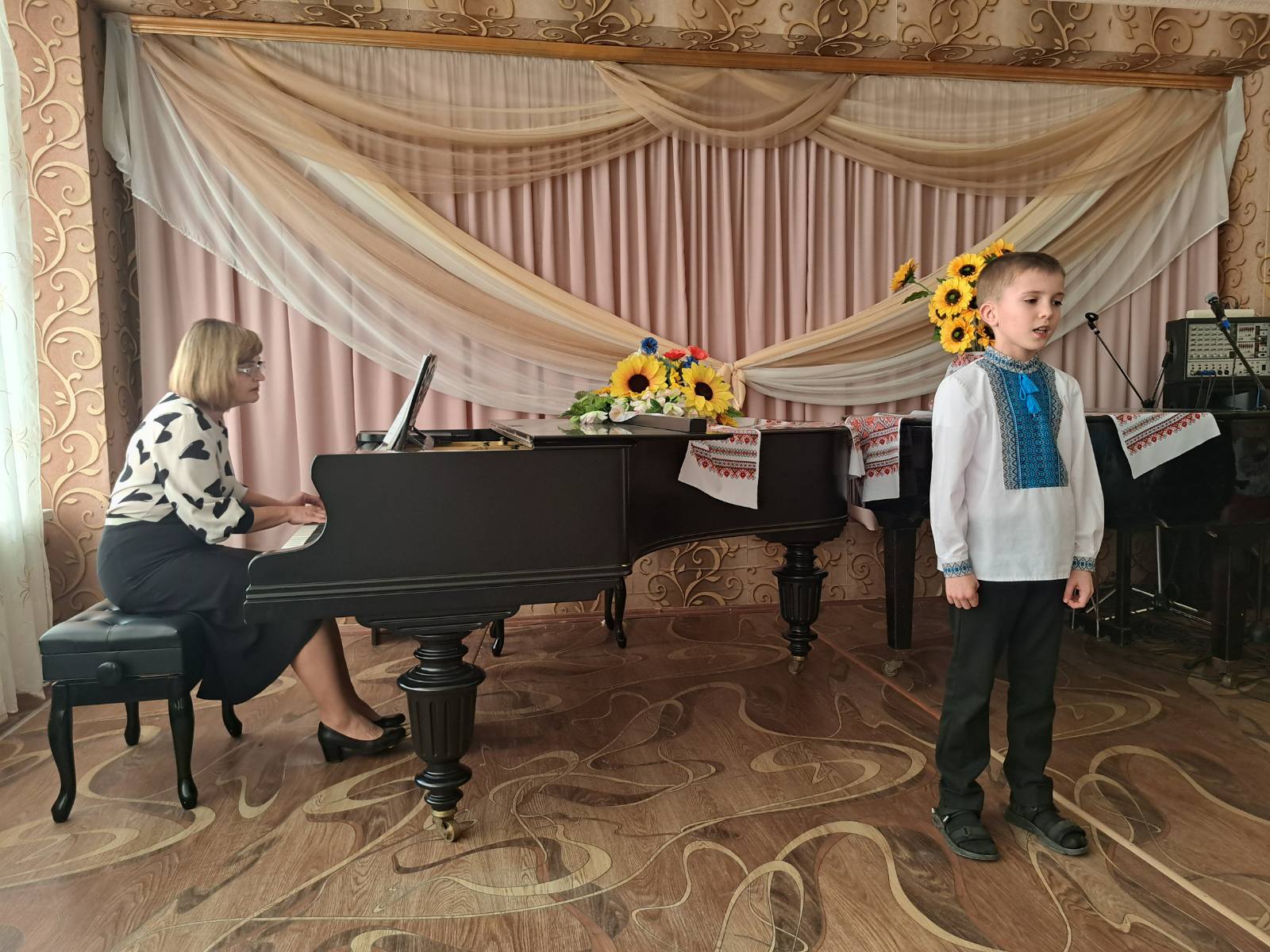 Самые маленькие «звездочки» Каменского выступили с вдохновенным концертом