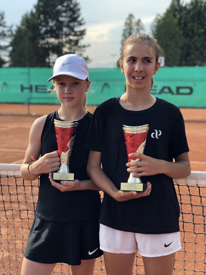 Каменские теннисистки стали победительницами международного турнира