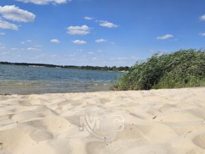 Літній відпочинок на Блакитному озері (фоторепортаж)