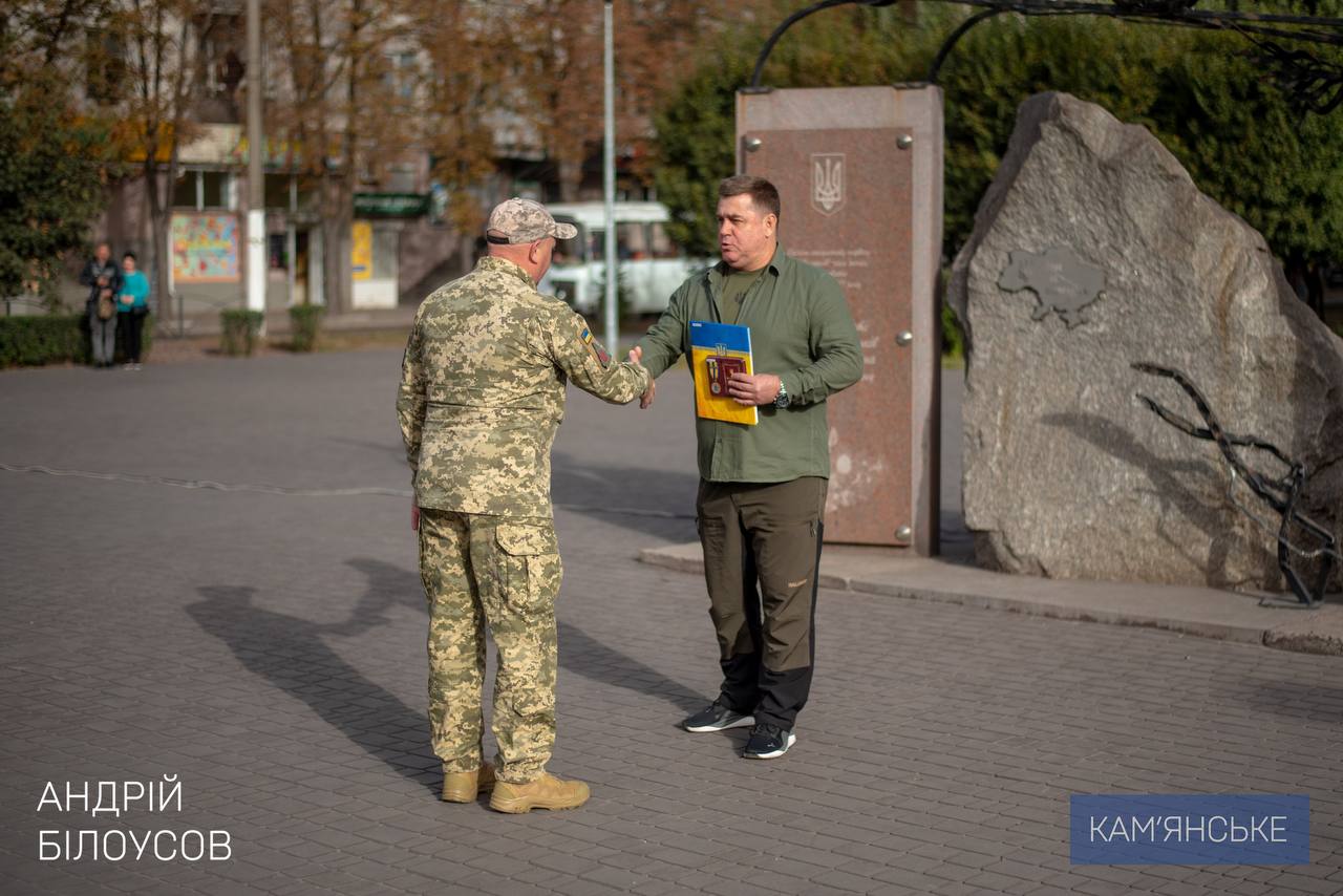 В Каменском почтили защитников и защитниц Украины / Фото: Андрей Белоусов