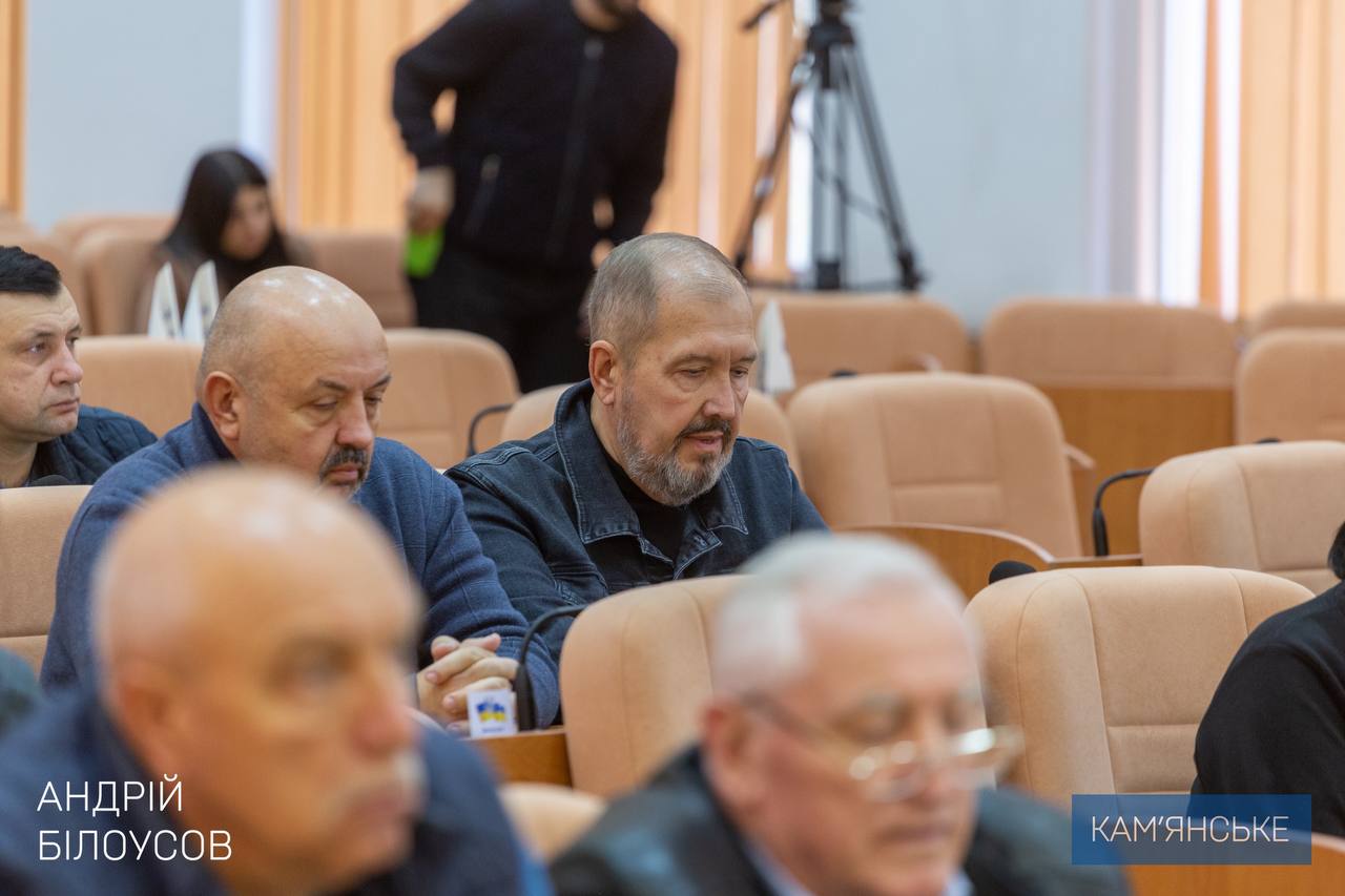 Депутаты Каменского городского совета единогласно поддержали План победы / Фото: Андрей Белоусов