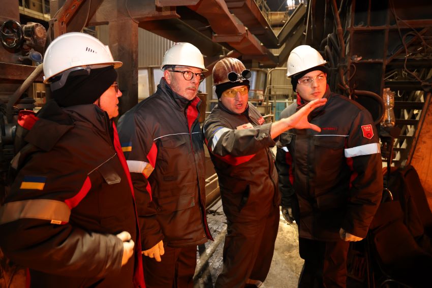 Ветеранская политика – руками ветеранов: амбассадоры "Сердца Азовстали" вместе с американскими партнерами посетили Каметсталь