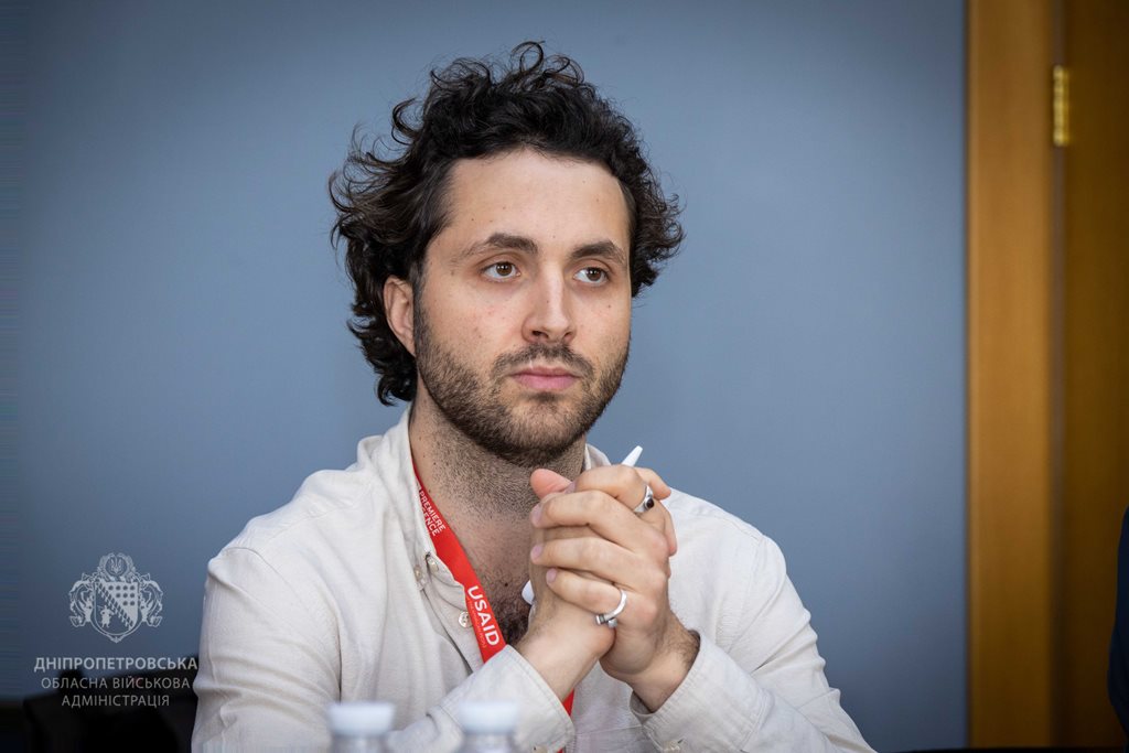 Днепропетровщина подписала меморандум с французским благотворительным фондом / Фото: Днепропетровская ОВА