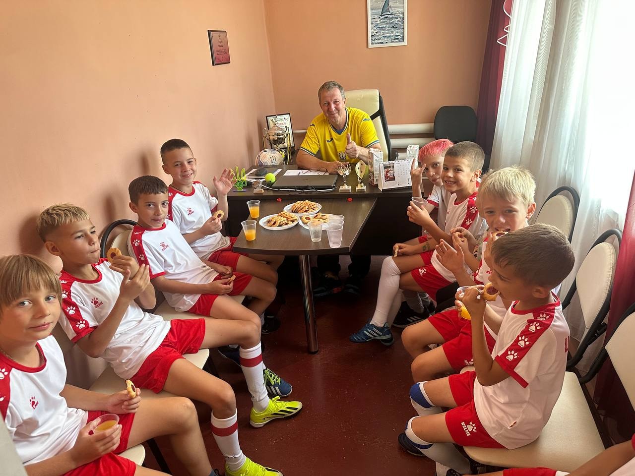 Для юных футболистов Каменского основали новую традицию