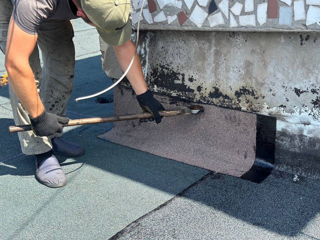 "Добробут" продолжает ремонтировать жилищный фонд Каменского