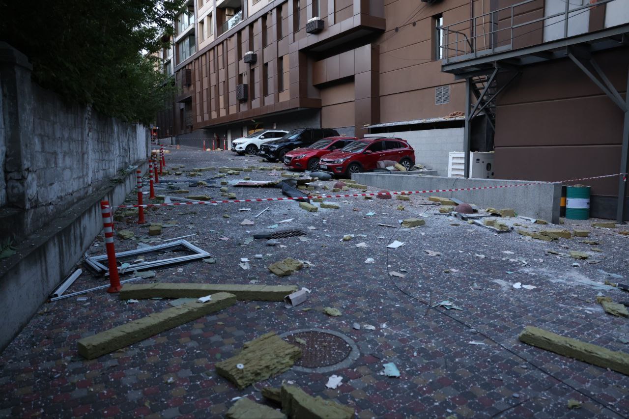 Враг массированно атаковал Днепропетровщину, есть погибшие