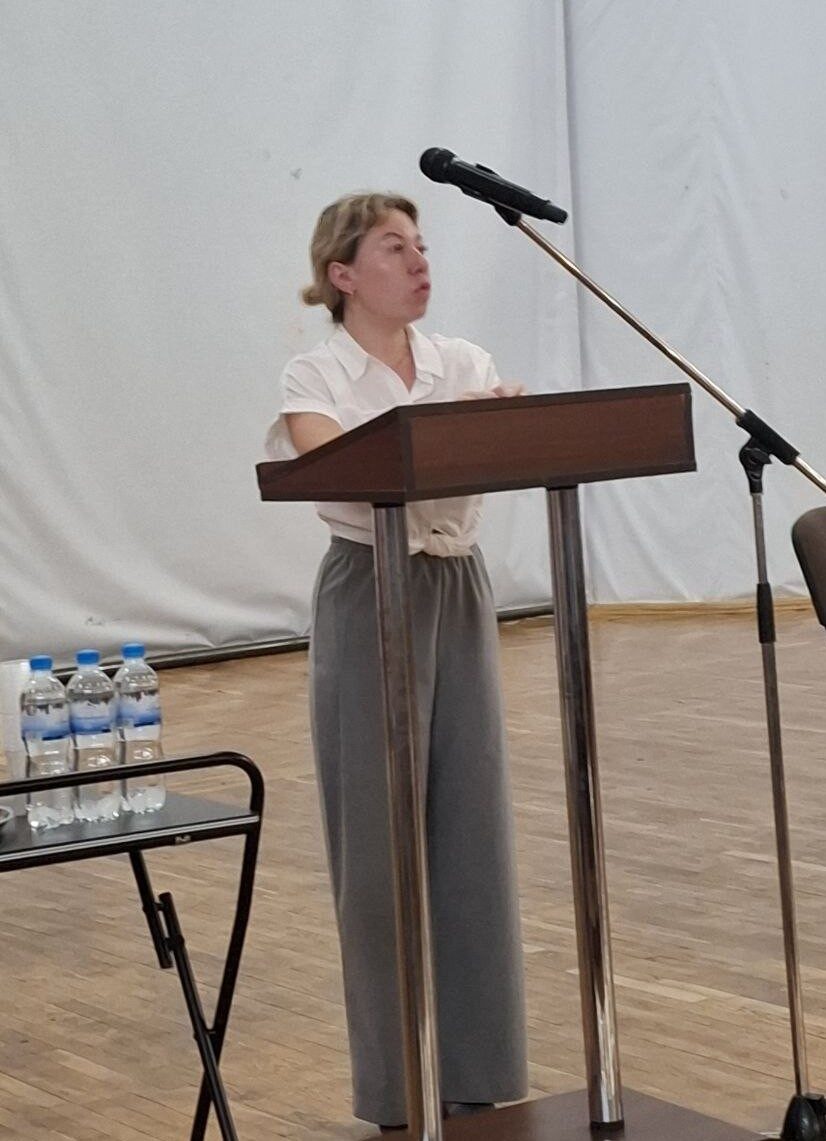 Фахівці служби зайнятості Кам’янського взяли участь в освітянській нараді