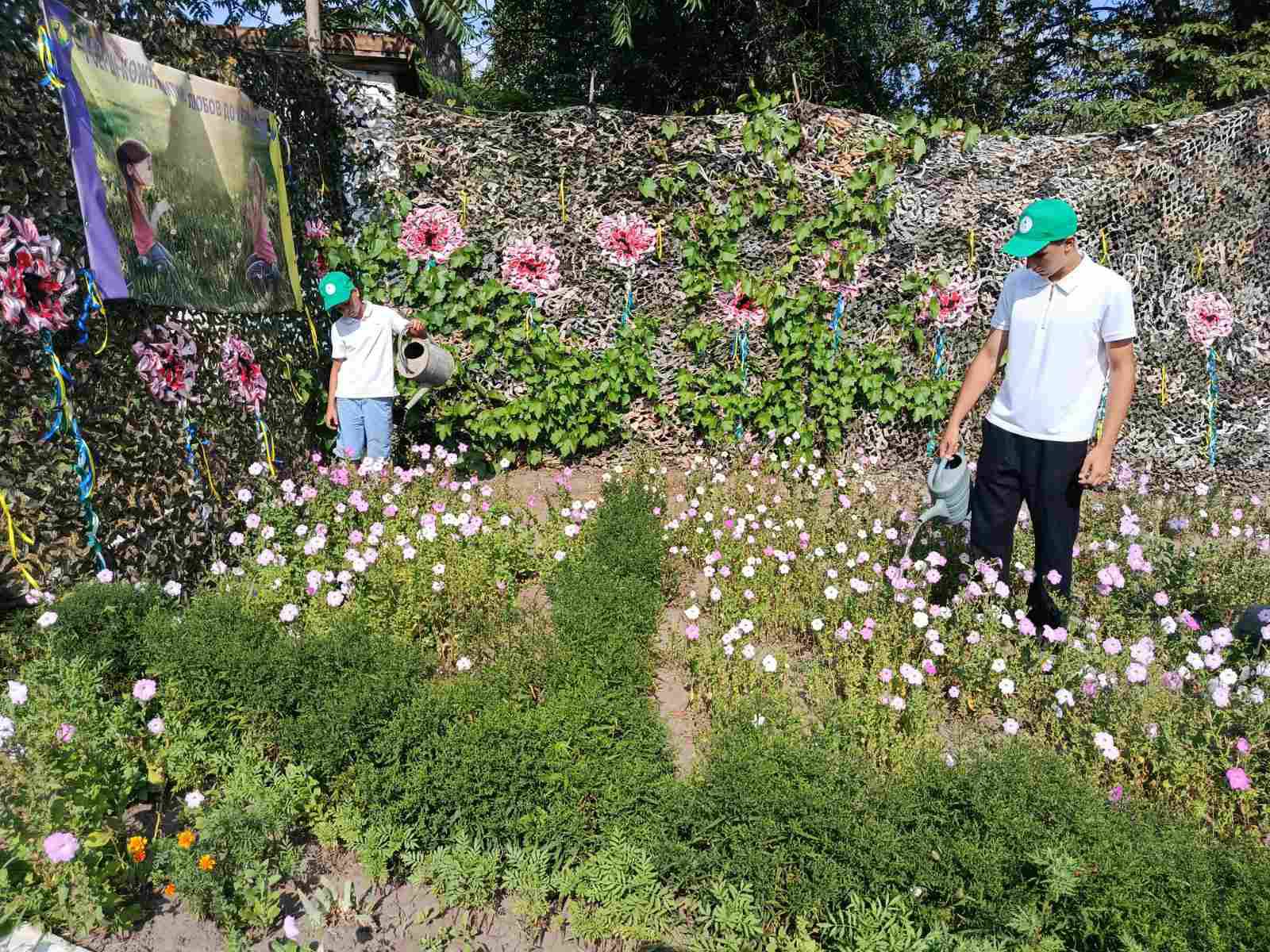 Гуртківці дитячого екоцентру Кам’янського створили 