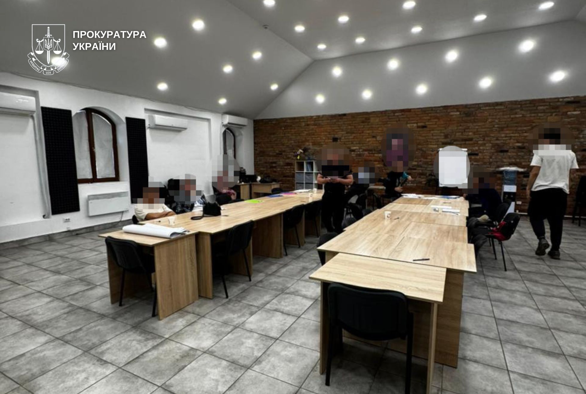 В Днепре разоблачили 11 мошеннических колл-центров