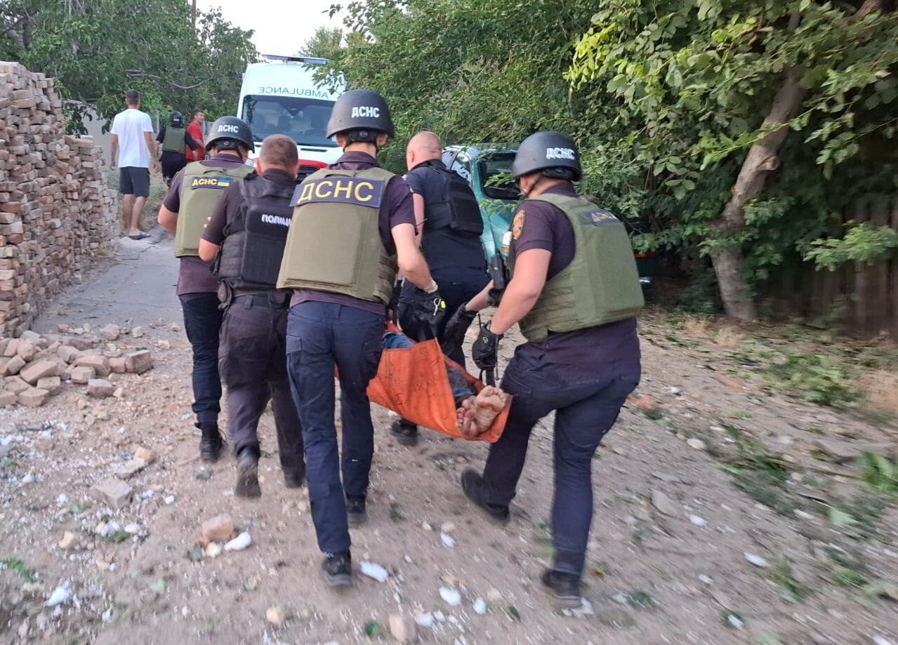 Враг атаковал Днепропетровщину ракетами, беспилотниками и из артиллерии