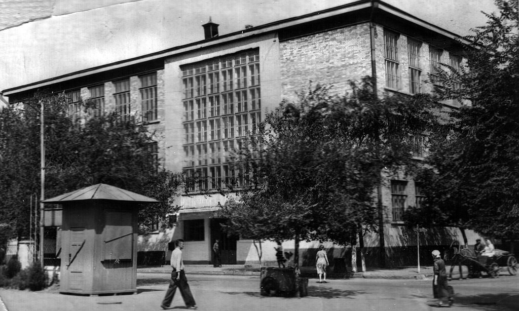 10 выдающихся образцов конструктивистской архитектуры в Каменском
