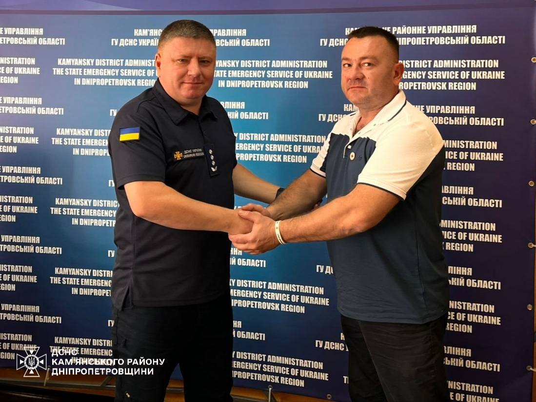 Чрезвычайники Каменского подписали меморандум о сотрудничестве с Обществом Красного Креста Украины