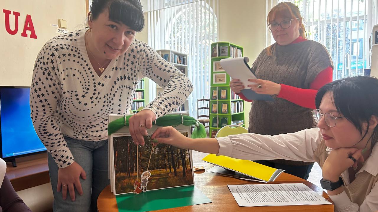 В библиотеке Каменского делились воспоминаниями детства