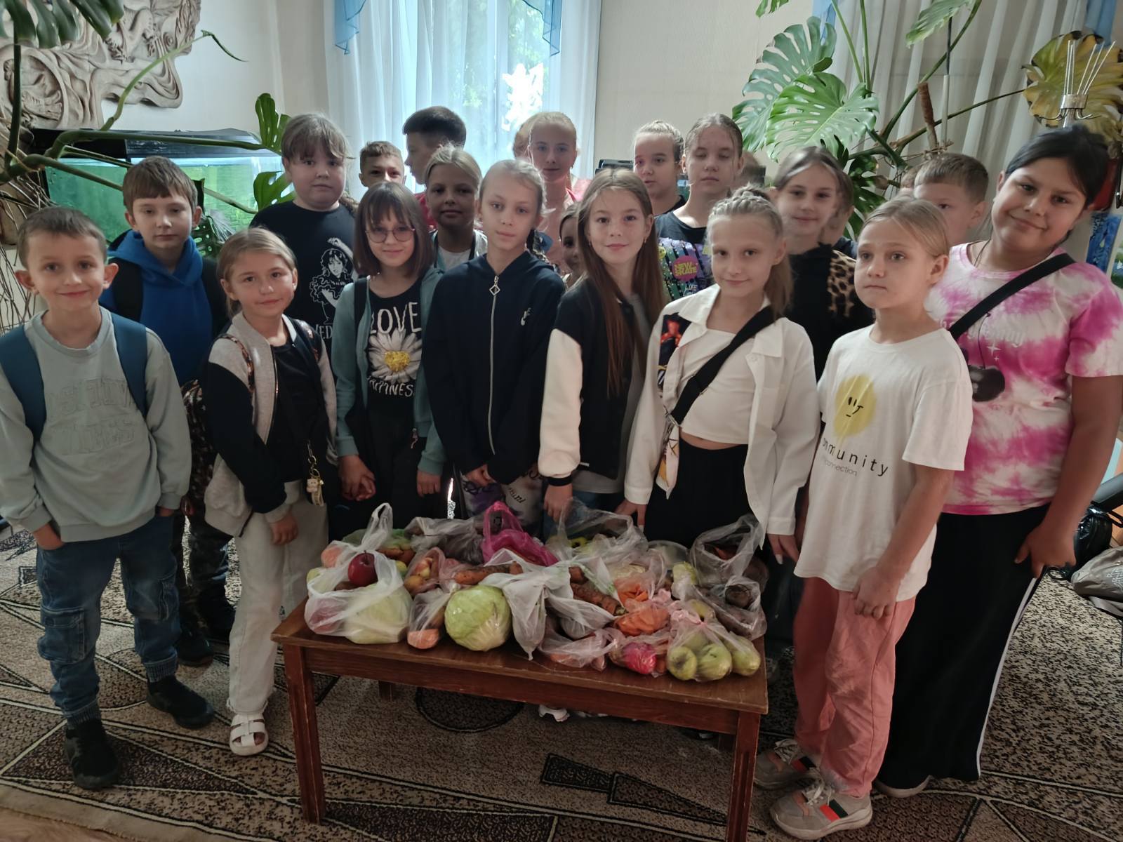 Понад 100 тваринок: у дитячому екоцентрі Кам’янського розповіли про мешканців живого куточка