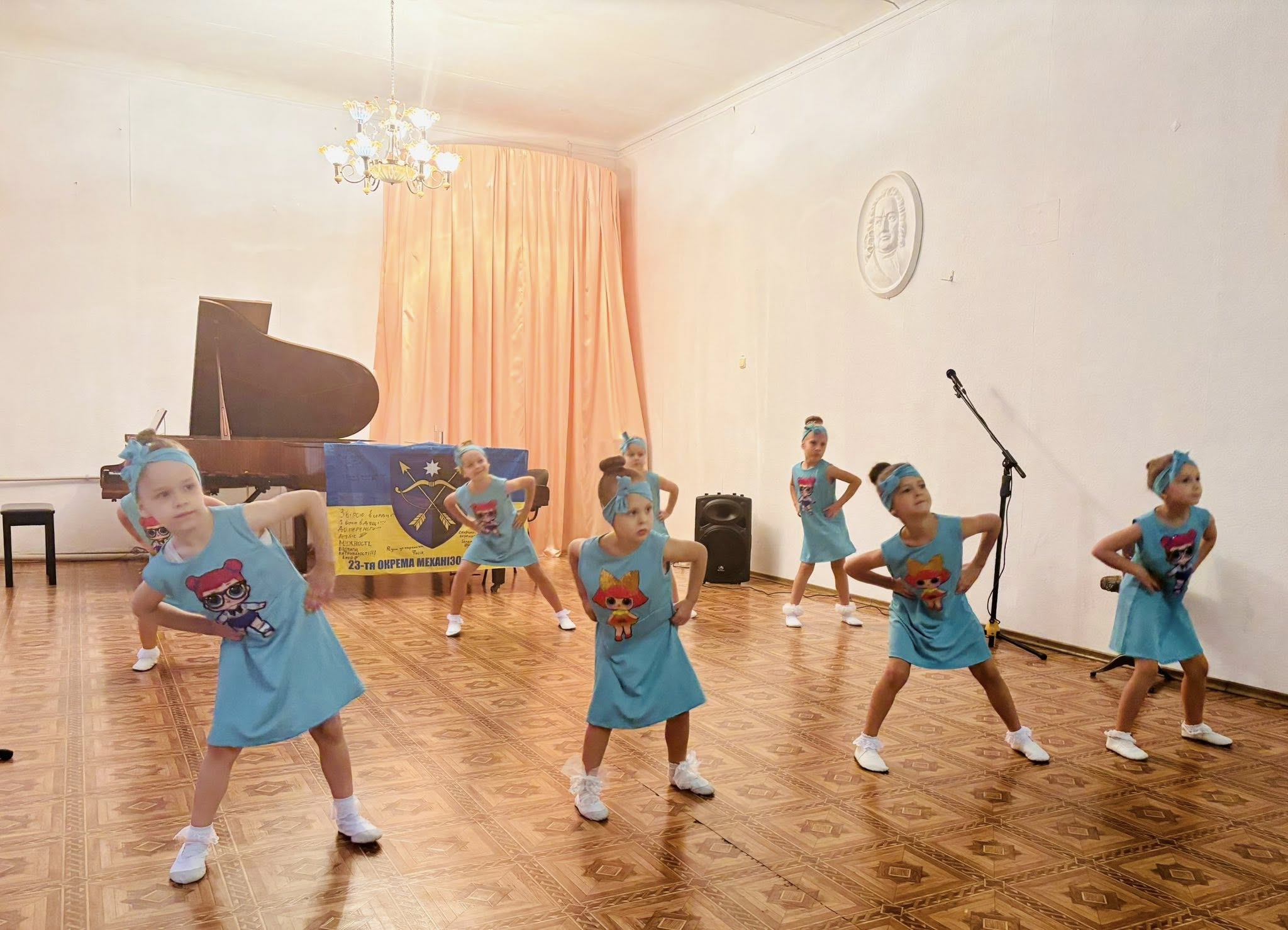 В школе искусств Каменского почтили людей старшего возраста