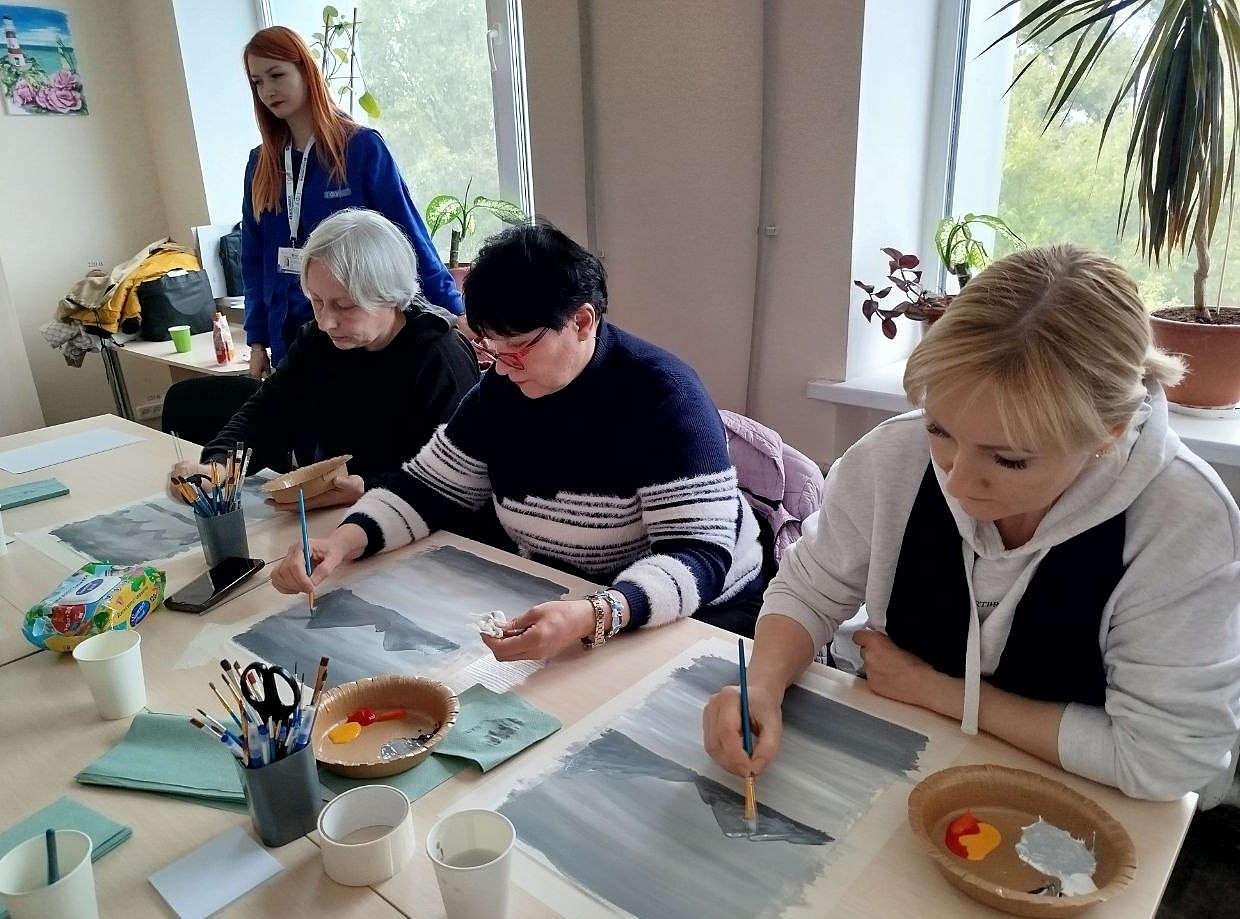 В Центре поддержки ВПО Каменского царила атмосфера тепла и творчества