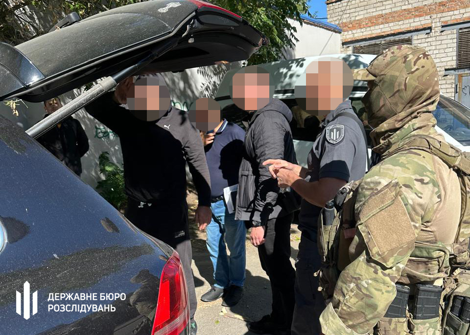 На Днепропетровщине бывший военный пытался устроить своему знакомому побег со службы