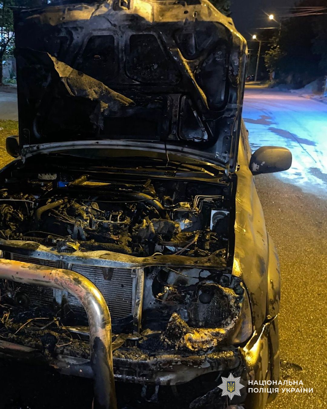 В Днепре задержаны подростки, причастные к поджогу автомобиля