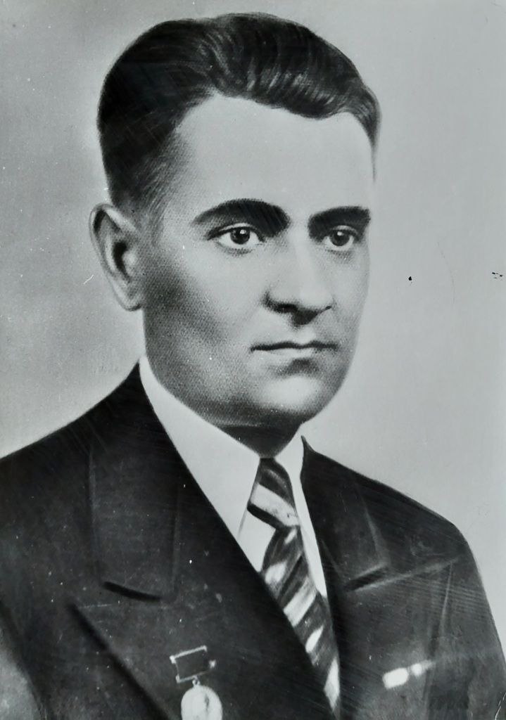 В каменской библиотеке говорили о выдающемся ученом-металлурге