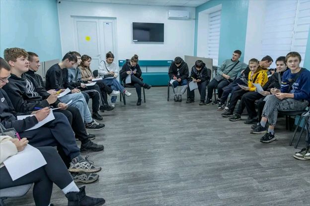 Студенты каменского училища обучались противодействовать буллингу