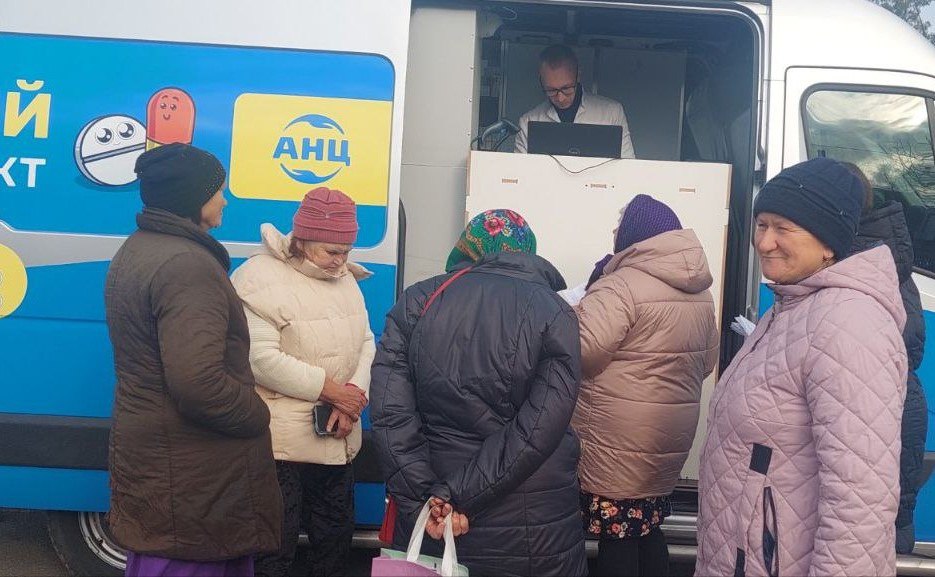 На Днепропетровщине заработала первая мобильная аптека