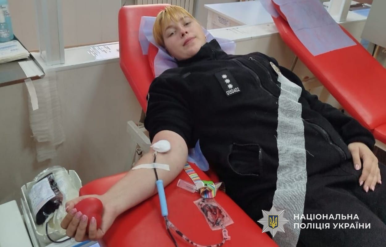 Кам’янські правоохоронці взяли участь у загальнонаціональній донорській акції