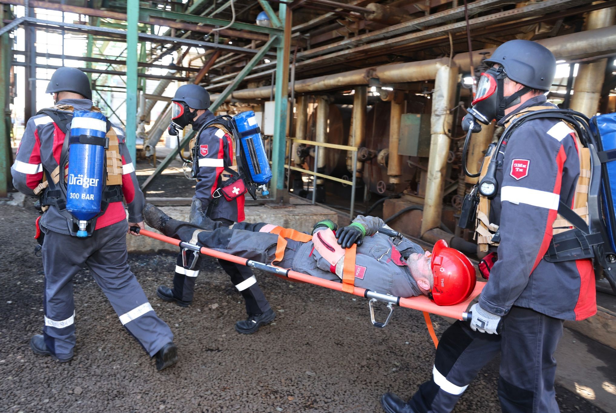 Навчання, що рятують життя: Каметсталь відпрацювала алгоритм дій при виникненні надзвичайних ситуацій 