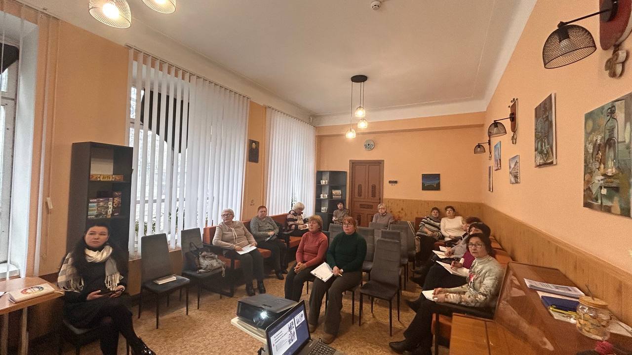 Каменские библиотекари совершенствуют работу в условиях сегодняшних вызовов