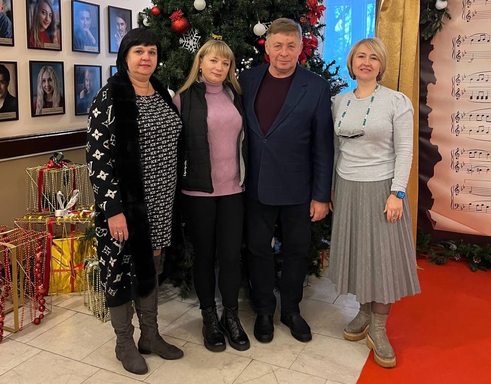 Безбар’єрність у дії: в театрі Кам’янського облаштували інклюзивне робоче місце