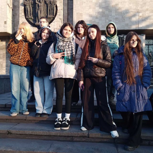 У кам’янській гімназії відзначили День Захисників і Захисниць України