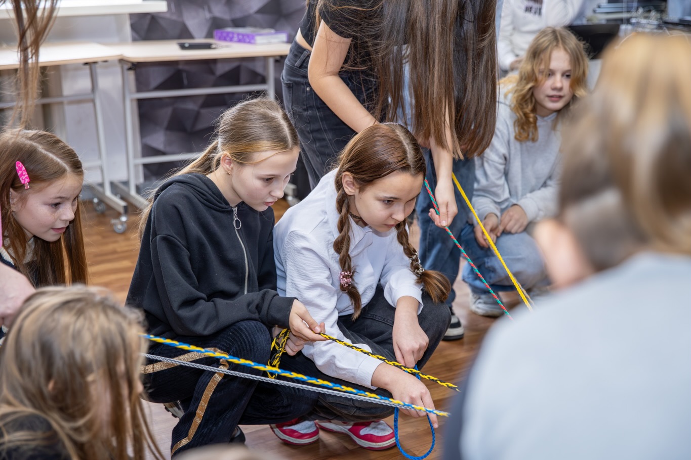 Центр молодіжних ініціатив розвиває учнівське самоврядування в Камʼянському