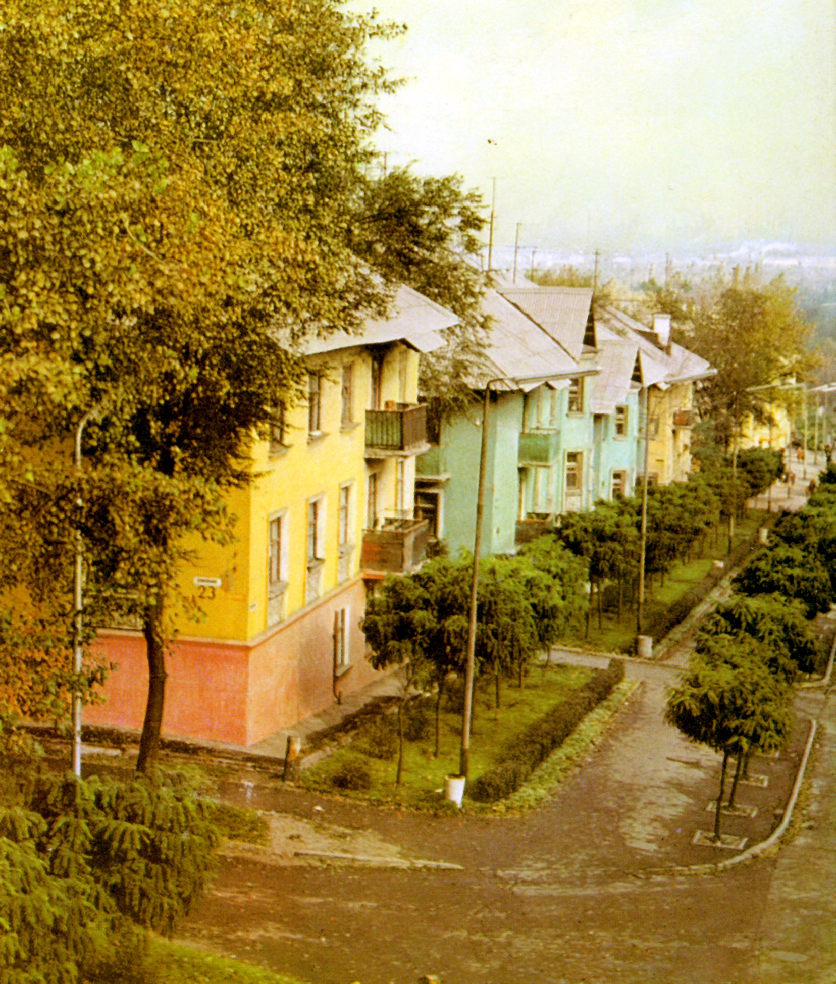 Две фотографии Каменского семидесятых годов и приметы времени на них