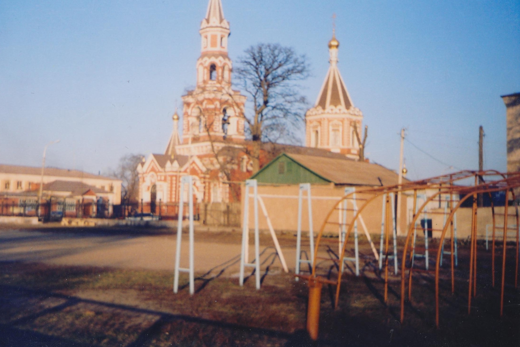 Каменское четверть века назад: десять снимков начала 2001 года