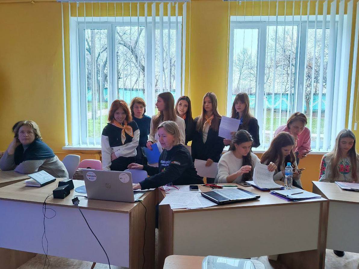 Юные ученые Каменского представили свои работы на городском этапе конкурса-защиты Малой академии наук