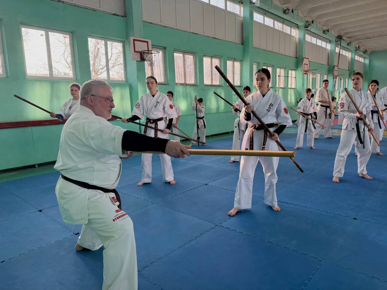 Каратисты Каменского открыли новый сезон спортивных мероприятий