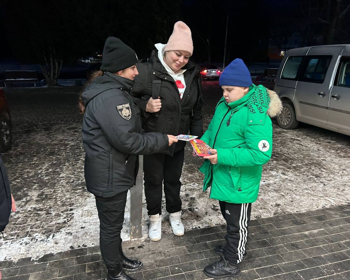 Кам’янські правоохоронці застерігають юних мешканців від виходу на кригу